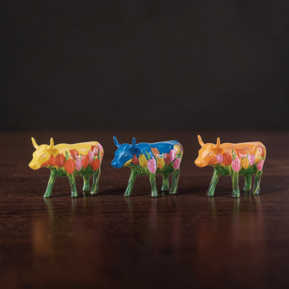Набір колекційних статуеток CowParade Art Pack Tulips — 3 корови з тюльпанами, 10×6 см