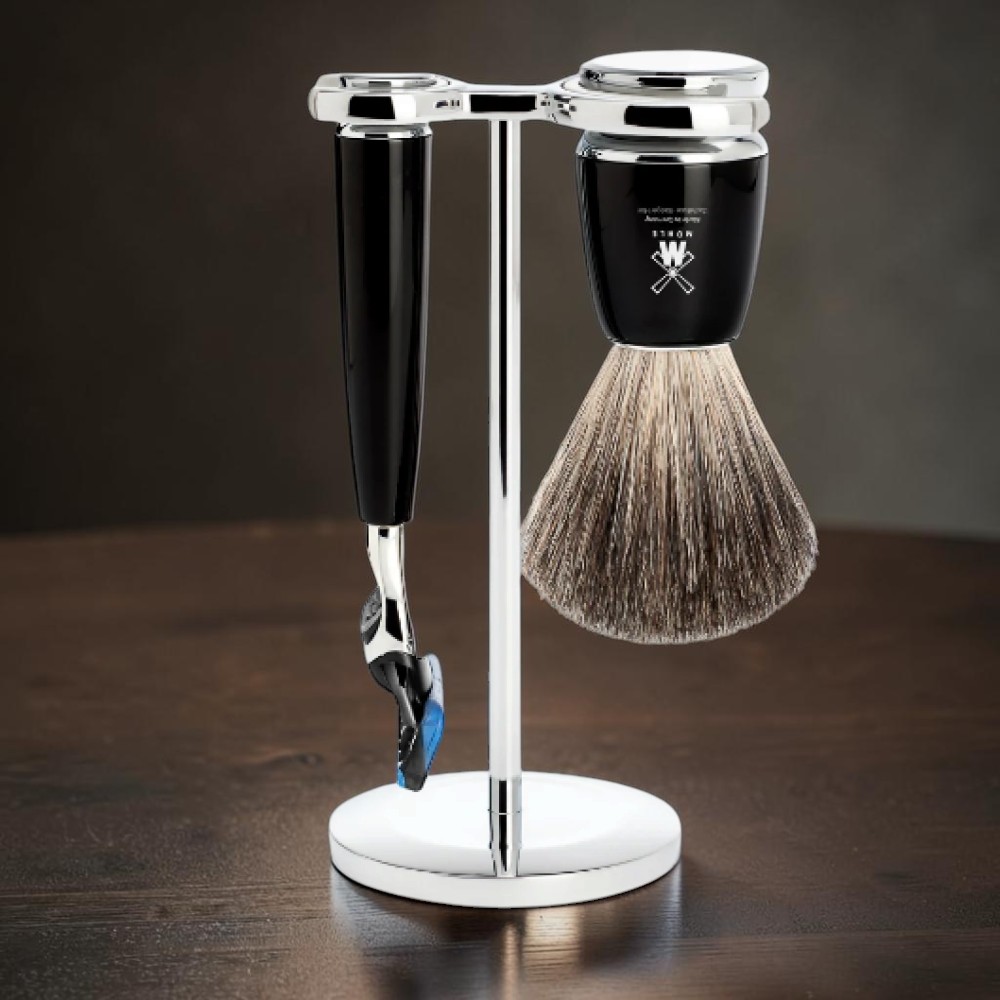 Набір для гоління MÜHLE RYTMO з бритвою Gillette Fusion, помазком із борсукового ворсу та хромованою підставкою, Німеччина
